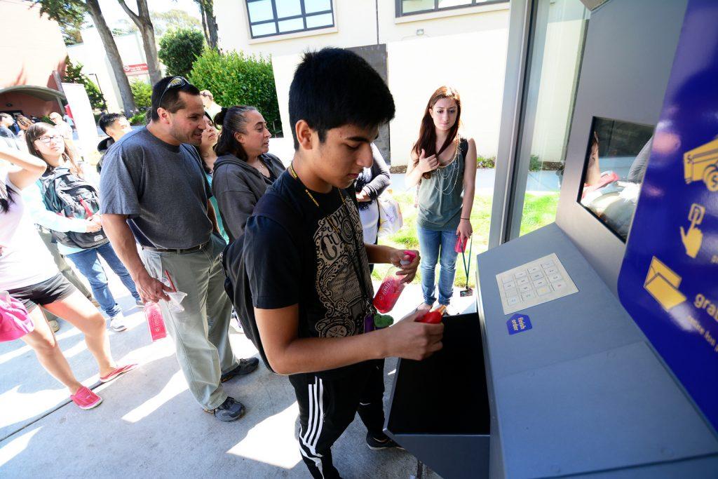 New 24-hour vending machine provides students with convenience goods