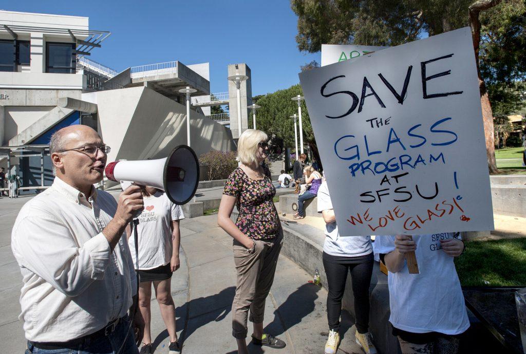 Glass class cancelation protest rallies small group