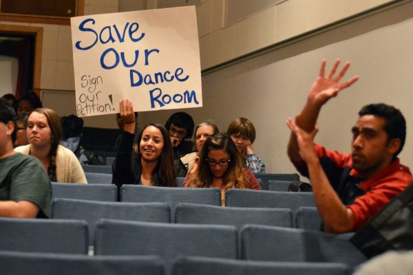 Students, parents and faculty gathered in Knuth Hall for to discuss the future of the dance department's studio FA203 Monday, Nov. 3, 2014. Helen Tinna/Xpress.