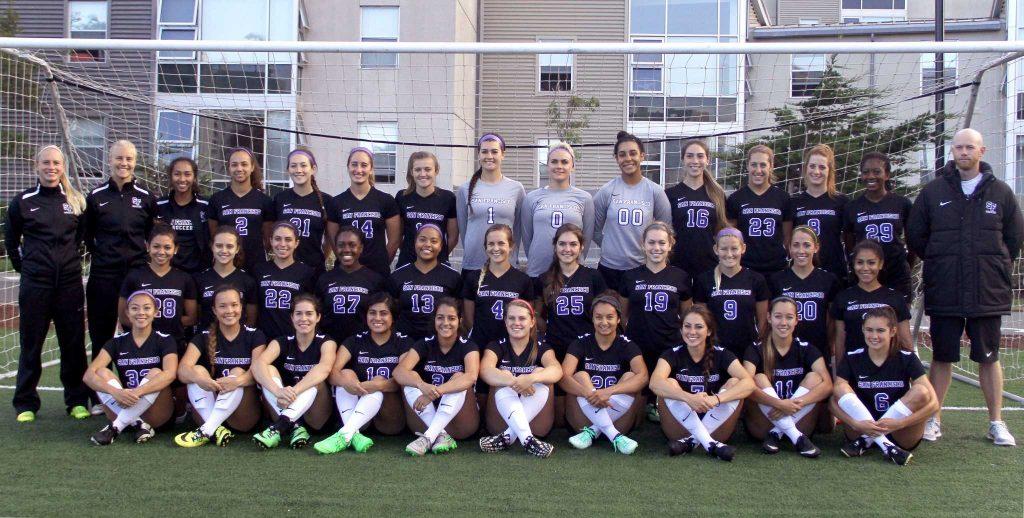 SF State’s Women’s Soccer team poses for a group photo on West Greens on Thursday, August 27. (Angelica Williams / Xpress)