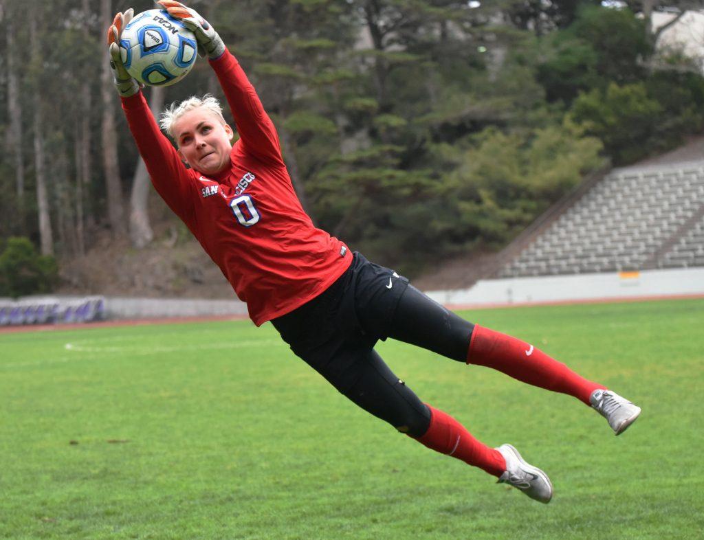 Karin Nordin, goalie of SF State Gators, practices at Cox Stadium at SF State Tuesday, Sep.22. (Qing Huang / Xpress)