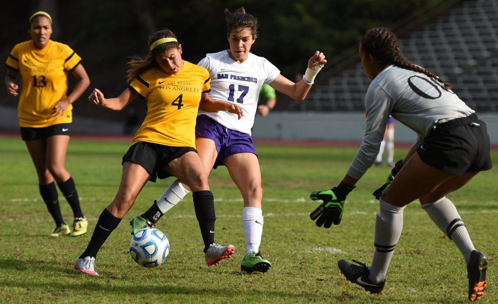 SF State Gators forward Isabella Nazario (17) shoots the ball in the teams game against the Cal State LA Golden Eagles at Cox Stadium Friday, Oct. 16. (David Henry / Xpress)