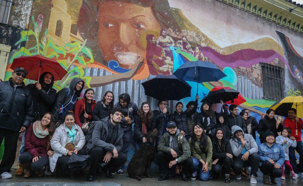 Volunteers+for+Clinica+Mart%C3%ADn-Bar%C3%B3+and+members+of+the+community+during+the+unveiling+of+the+community+mural+that+they+painted+on+the+side+of+La+Palma+Mexicatessen+in+the+Mission+District+on+Saturday+March%2C+5%2C+2016.++%28Aleah+Fajardo+%2F+Xpress%29