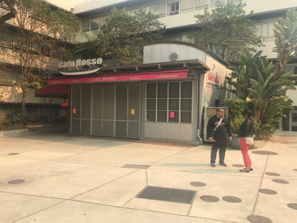 Cafe Rosso shuttered its doors due to the smoke blanketing the Bay Area. (Janel Jackson-Oliver/Golden Gate Xpress) 