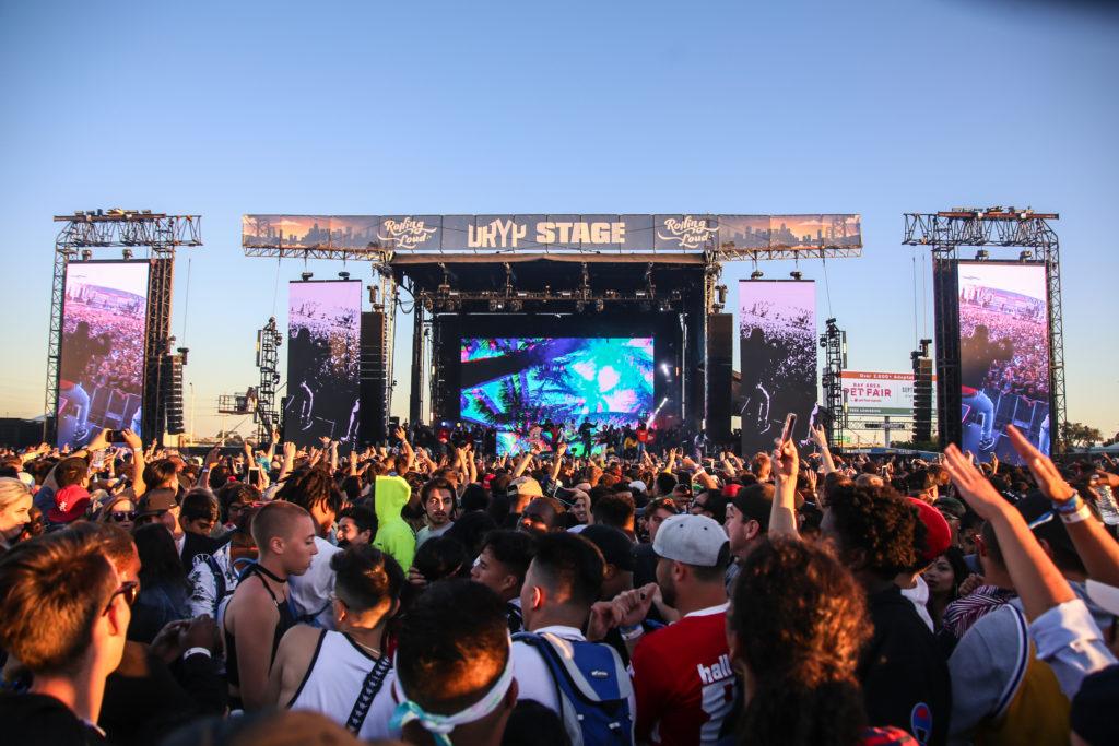A crowd shot from E-40s performance at the Dryp Stage at Rolling Loud Festival in Oakland, Calif. on Sunday, Sept. 16. (Photo: Adelyna Tirado)