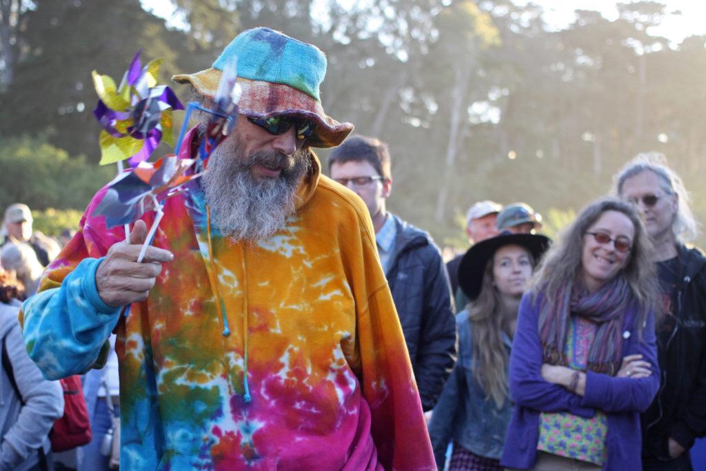 Joe Pinwheel entertains the crowd at Hardly Strictly Bluegrass Festival during Alison Krauss performance on Friday, October 5, 2018. (Kelly Schneider/Special to the Golden Gate Xpress)