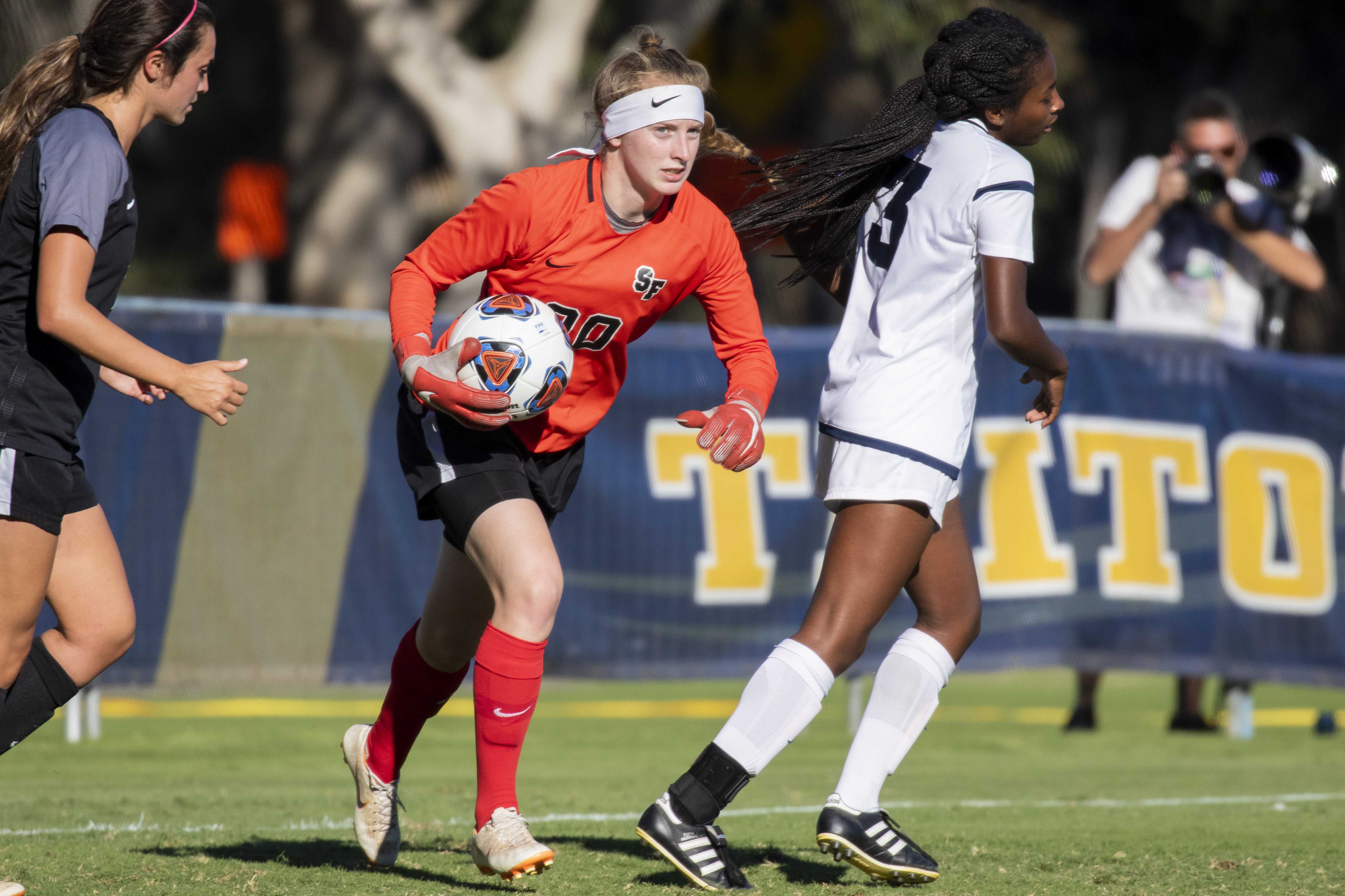Gators eliminated in CCAA playoffs, fall to dominant UC San Diego
