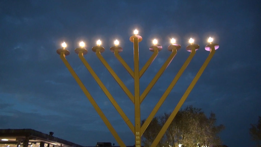 Jewish Community Center celebrates last night of Hanukkah in Ghirardelli Square