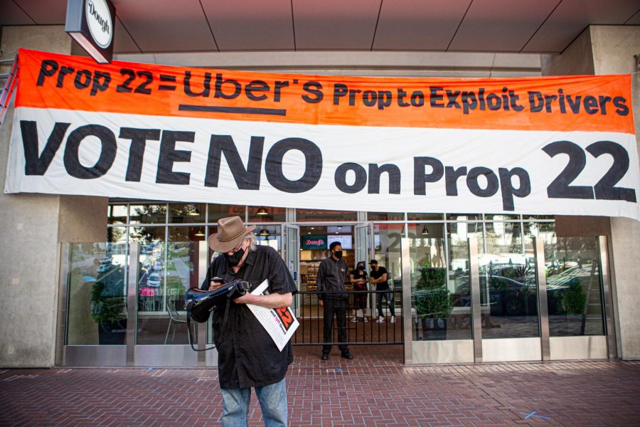 Uber alongside a few other rideshare companies have poured $205 million into the endorsements of “yes on prop 22”. Compared to the past propositions that were being fought within the state of California this is one of the most costly. (Sean Reyes / Golden Gate Xpress)