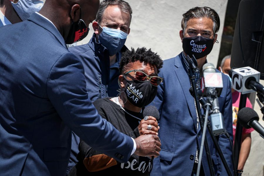 Shawanda Scott bursts into tears during the press conference at San Quentin State Prison, in Marin County, Calif., on July 9, 2020. Her son is an inmate at the prison and has recently tested positive for COVID-19. (Harika Maddala/ Golden Gate Xpress)