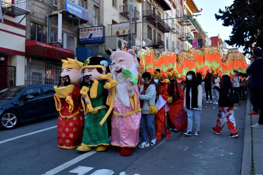 A local Lunar New Year Parade on Clay Street in Chinatown on Feb. 1, 2022. (Karina Patel / Golden Gate Xpress)