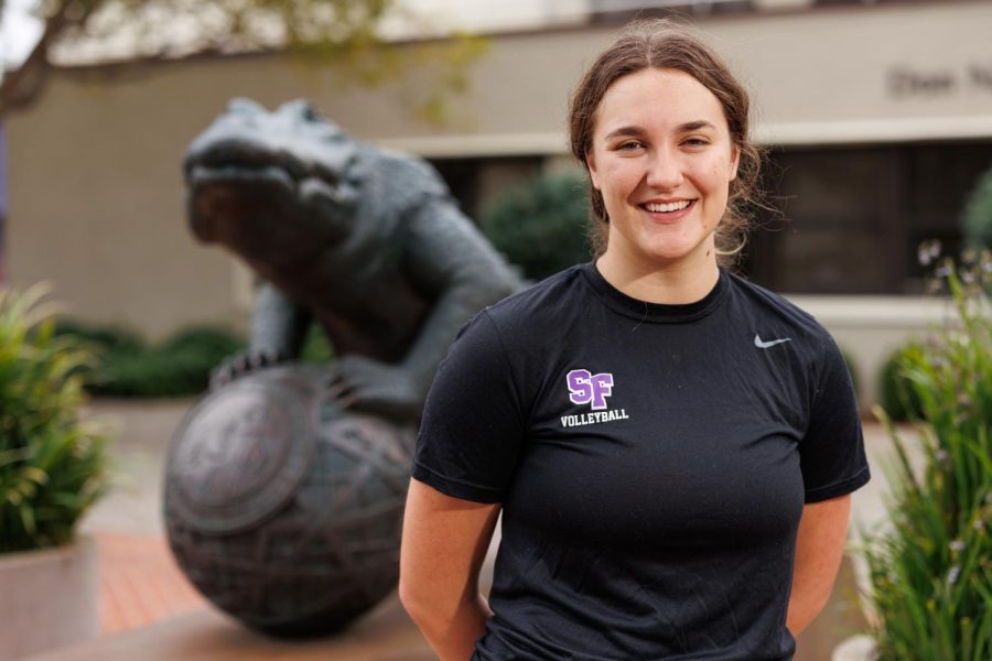 SF State Women’s volleyball team middle blocker Chloe Henning stands for a portrait in front of Don Nasser Family Plaza during a portrait session on Oct. 4, 2022. (Abraham Fuentes / Golden Gate Xpress)