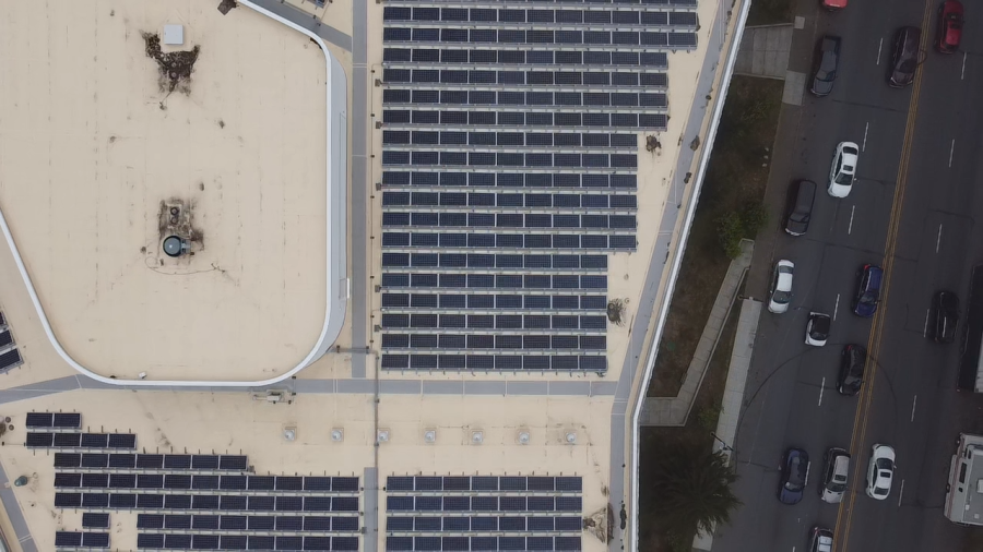 A photo of the solar panels located on top of the Mashouf Wellness Center at SF State on Tuesday, May 16, 2023. (Joshua Carter / Golden Gate Xpress) 