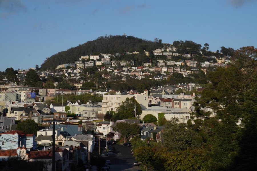 San Francisco’s Sunnyside District on the leeward side of Mt. Davidson with the mountain’s famous cross visible at the top on May 15, 2023. (Joshua Carter / Golden Gate Xpress)