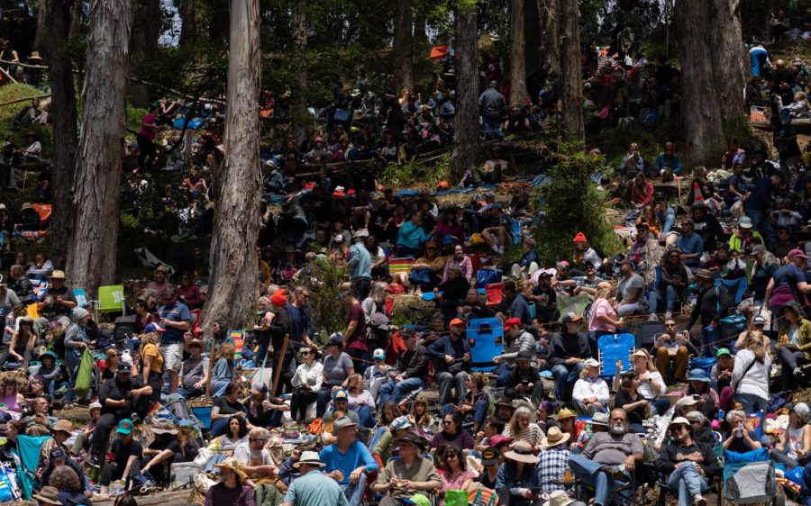 The audience packed in for the Indigo Girls at the Stern Grove Festival on June 25, 2023. (Michaela Mateo/GoldenGateXpress)