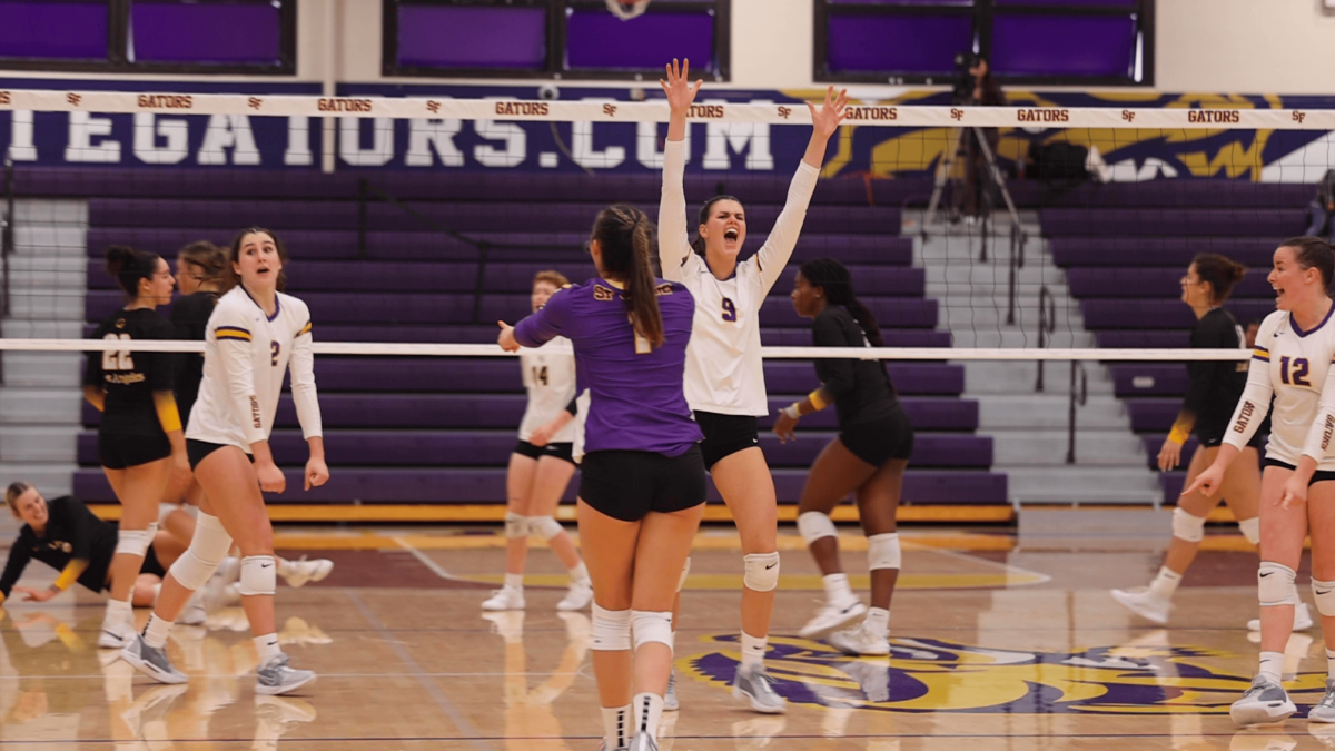 San Francisco State Universitys womens volleyball team plays a game. (Victor Harris Jr / Golden Gate Xpress)